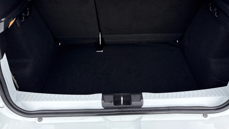 Dacia Sandero 1.0 Tce Essential 5dr Petrol Hatchback